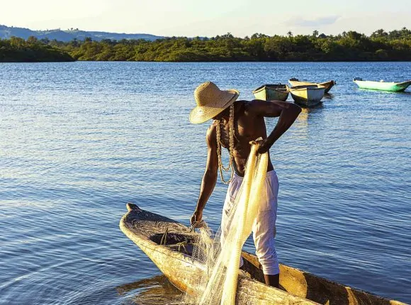 Exposição reúne fotógrafos como Giácomo Mancini, Lu Brito e Will Recarey para retratar belezas do Recôncavo Baiano