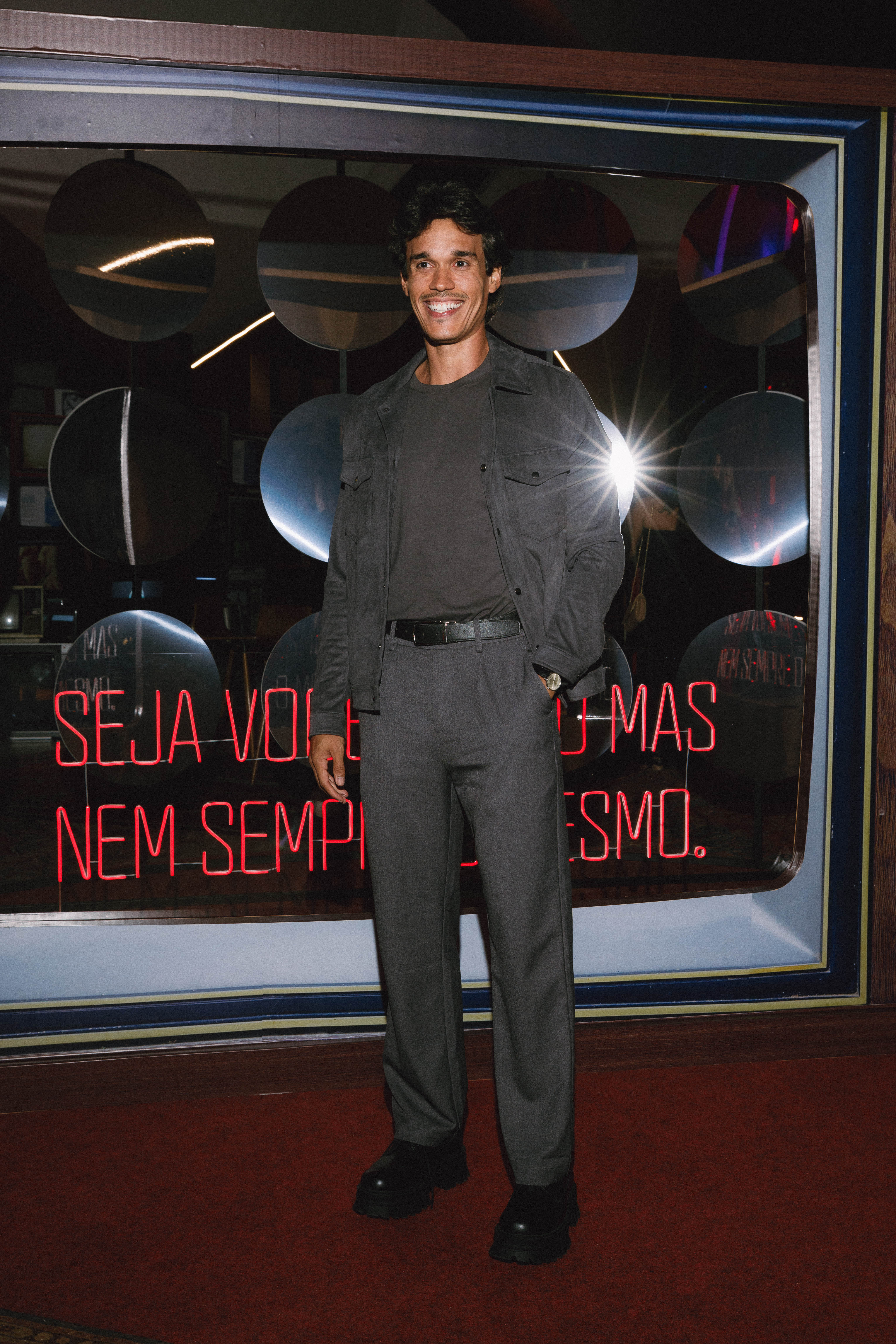 Felipe Alive