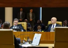 STF encerra sessão sem definir casos envolvendo Moraes e Mendonça