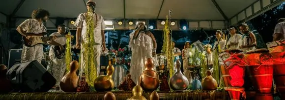 Grupo Ofá leva música e diálogo em torno das tradições de matriz africana ao MAM Bahia