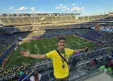 Influencer questiona tratamento oferecido em eventos de Salvador após experiência em Brasília