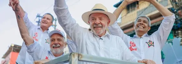 Nas vésperas do 1º Turno, Lula desembarcará em Salvador com novo ato na Barra