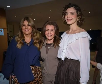 Fotos – Luciana Wodzik participa de encontro em Salvador sobre caminhos do varejo