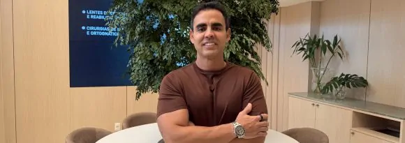 Turismo de saúde: Dr. Eduardo Oliva avalia aumento de pacientes que procuram o Brasil para tratamentos odontológicos