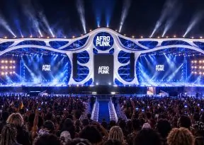 AFROPUNK Brasil revela palco de 98 metros inspirado no movimento das ondas