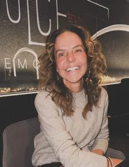 Cynthia Sangalo é a aniversariante desta quinta-feira (15)