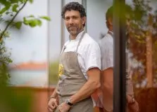 Edinho Engel recebe Roberta Sudbrack e Rodrigo Oliveira para jantar de 20 anos do Amado