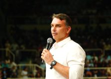 Flávio Bolsonaro receberá Título de Cidadão Soteropolitano, concedido pela Câmara Municipal