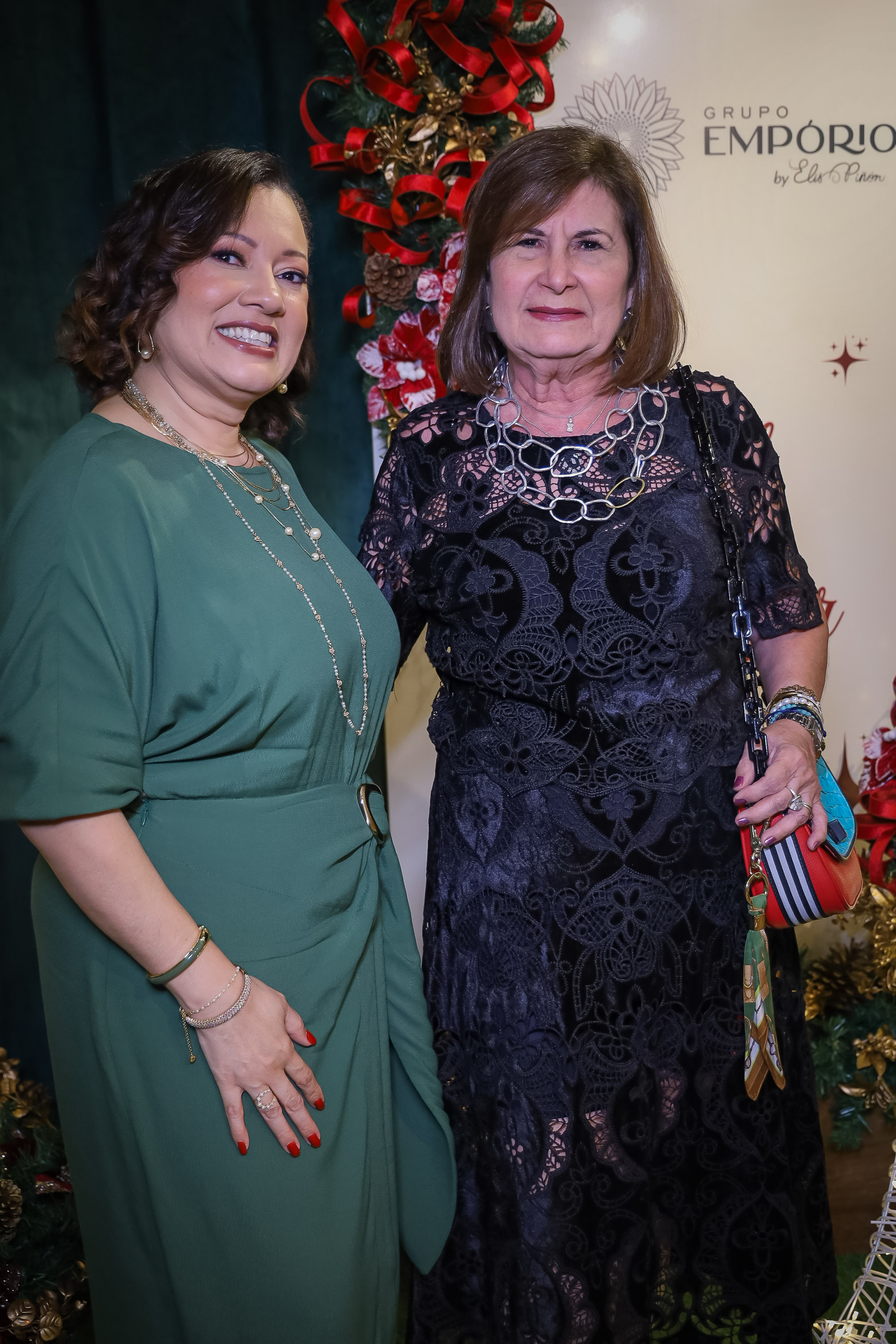 Elis Piñón e Celeste Leão
