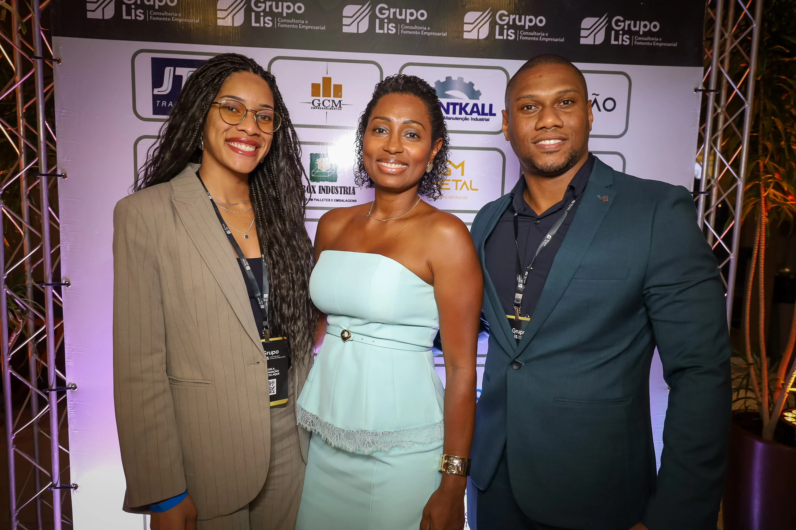 Lis Paixão e Tatiana Alves e Alan Paixao