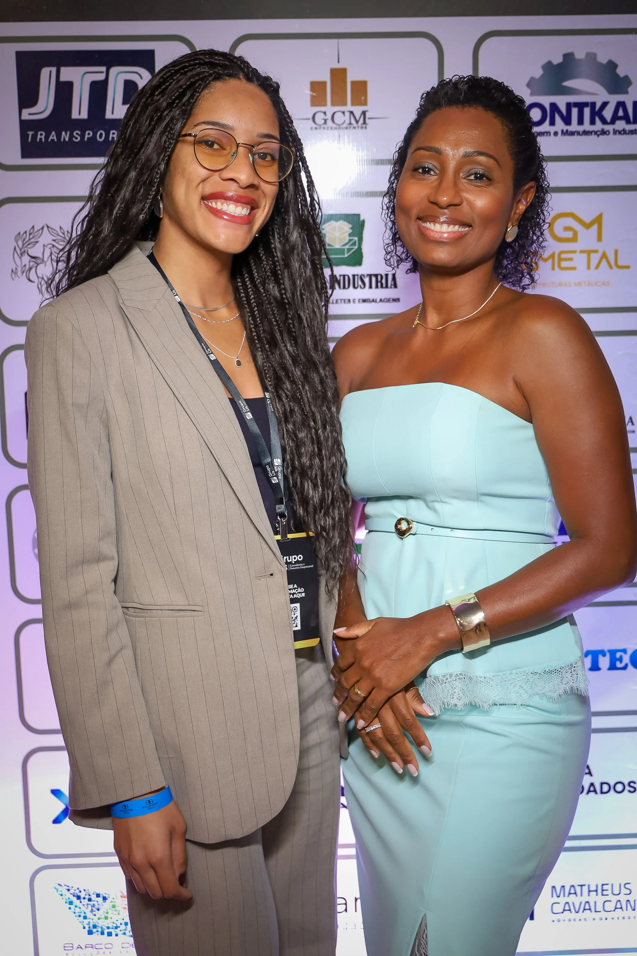 Lisa Paixão e Tatiana Alves