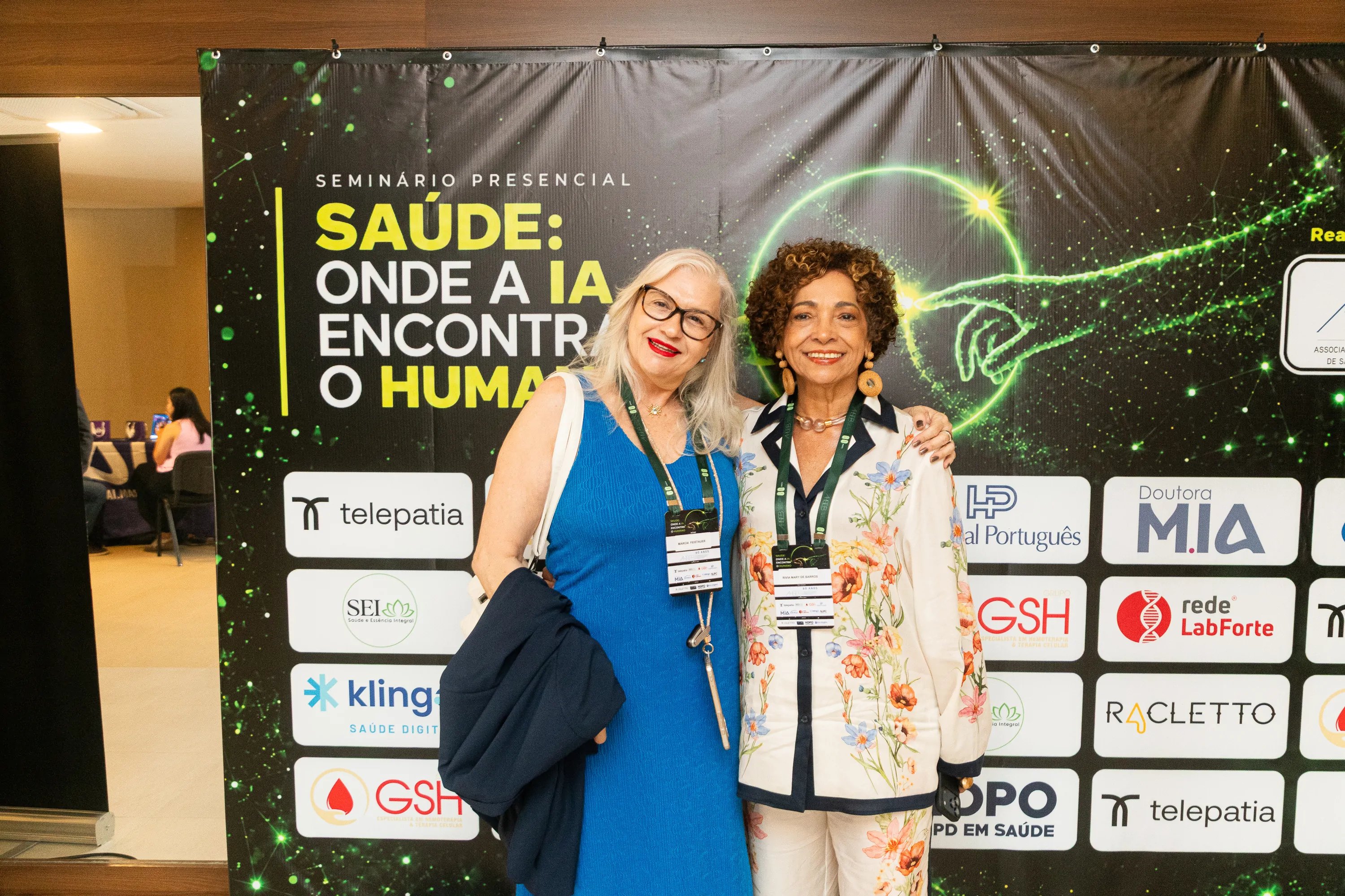Márcia Feistauer e Rivia Mary De Barros