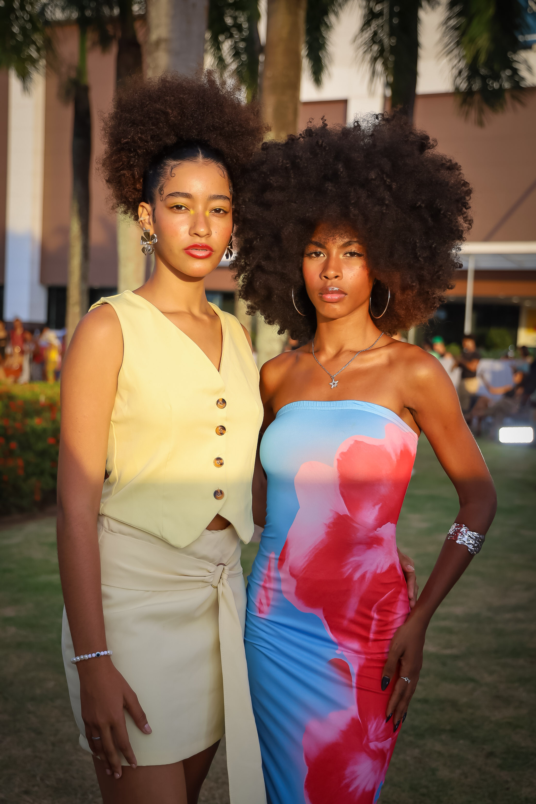 Ludmila Oliveira e Vitória Souza