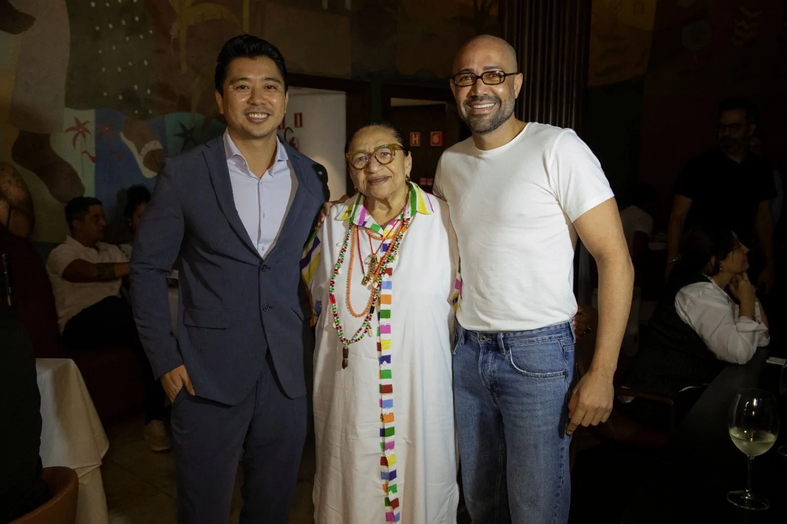 Kenji Cascais Takao com Licia Fabio e Vini Figueira