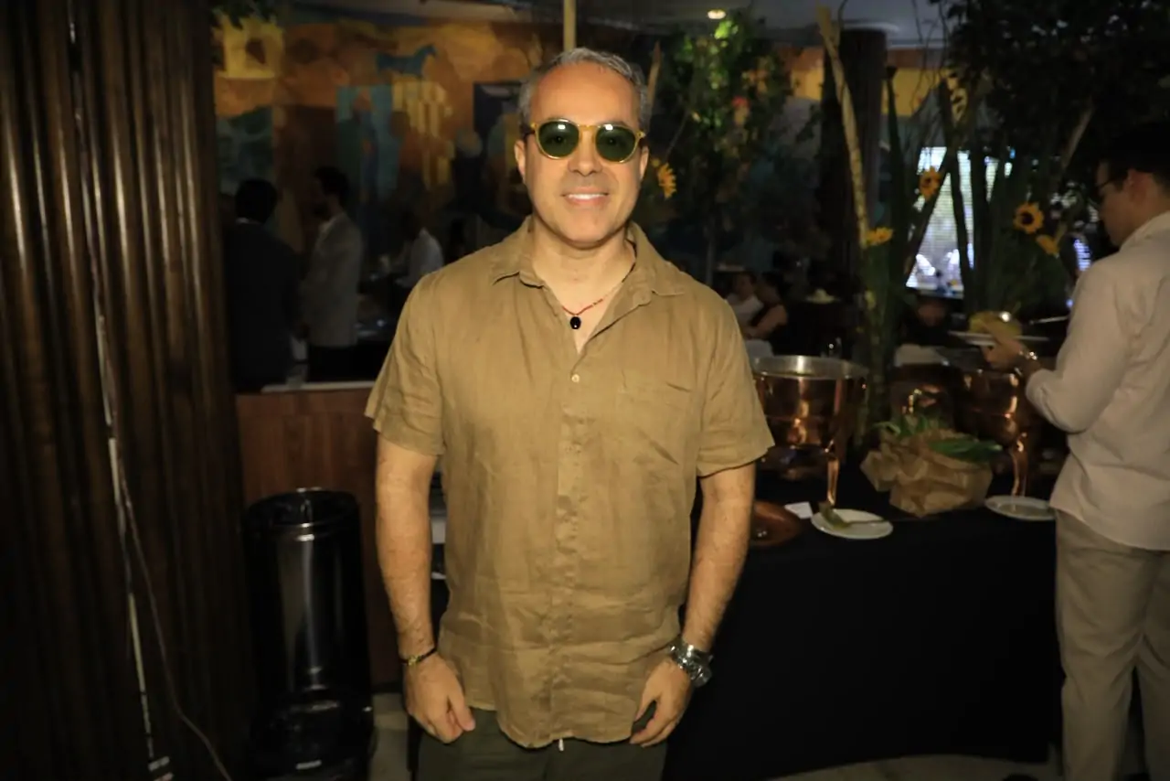 Ginno Larry