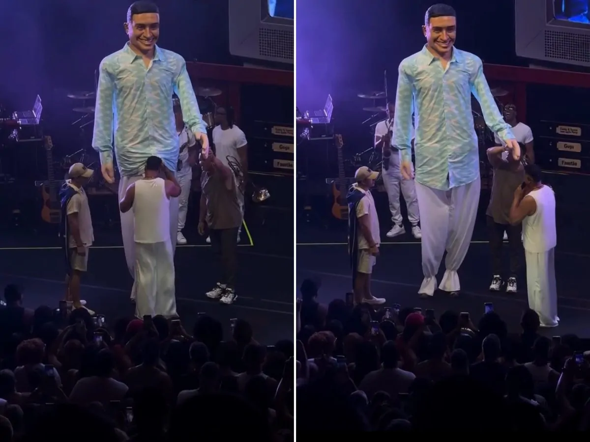 Xanddy ganha boneco de Olinda