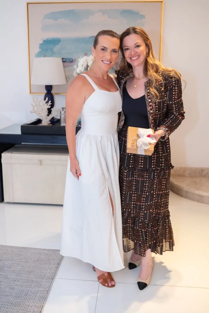 Katerine Rios e Isabela Suarez