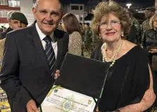 Presidente de honra da Liga Álvaro Bahia é homenageada pelo Exército Brasileiro