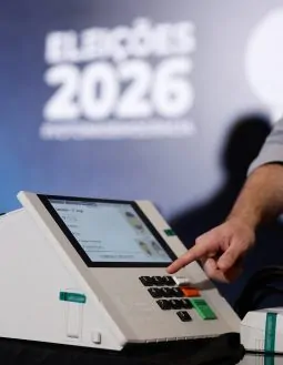 Veja quem são os candidatos que disputarão o segundo turno das eleições no Brasil