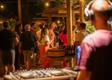 Wine Festival Obar reúne programação com vinho, gastronomia e pôr do sol em Maraú